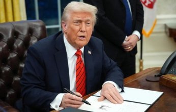 الرئيس الأمريكي يوقع أمرا تنفيذيا يلزم بلاده بضمان أمن قطر