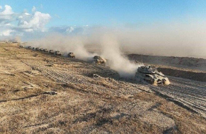 جيش الاحتلال الإسرائيلي يبدأ تنفيذ عملية انسحاب واسعة من مدينة غزة وسط قصف أهداف مدنية جيش الاحتلال الإسرائيلي يبدأ تنفيذ عملية انسحاب واسعة من مدينة غزة وسط قصف أهداف مدنية