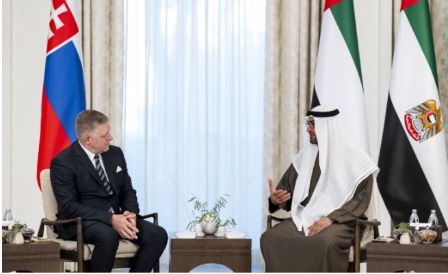 الإمارات و سلوفاكيا تبحثان عددا من الموضوعات ذات الاهتمام المشترك الإمارات و سلوفاكيا تبحثان عددا من الموضوعات ذات الاهتمام المشترك