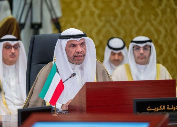 وزير الخارجية الكويتي يشيد بإعداد مملكة البحرين المميز للقمة الخليجية الـ 46 وزير الخارجية الكويتي يشيد بإعداد مملكة البحرين المميز للقمة الخليجية الـ 46