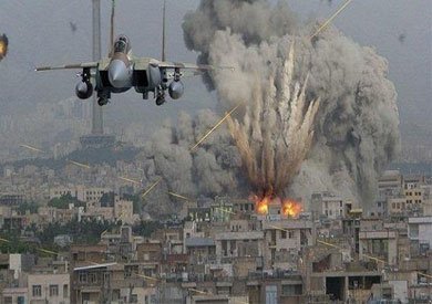 خرق وقف اطلاق النار.. .طائرات الاحتلال الاسرائيلى تشن غارات على غزة وخان يونس