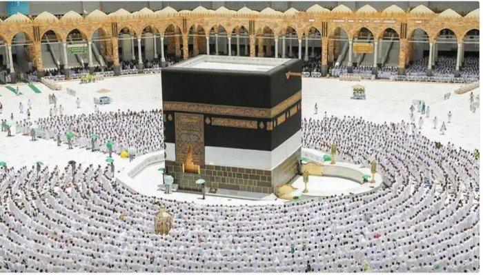 وزير الحج السعودي يعلن إتمام تعاقدات مليون حاج حتى الآن للموسم المقبل