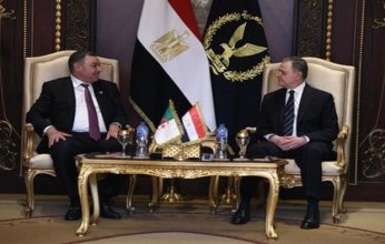 وزير الداخلية المصري يبحث مع نظيره الجزائري التعاون المشترك