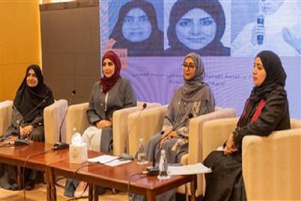 أديبات عمانيات يستعرضن تطور أدب الطفل في محاضرة بمعرض الكويت الدولي للكتاب أديبات عمانيات يستعرضن تطور أدب الطفل في محاضرة بمعرض الكويت الدولي للكتاب