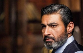 ياسر جلال يعتذر عن تصريحاته في مهرجان وهران الدولي بالجزائر: «لم أقصد الإساءة»