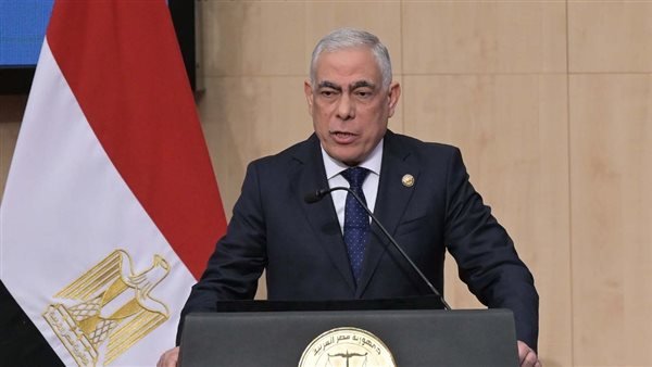 النيابة العامة المصرية تسلم 265 كجم من السبائك الذهبية المنتجة من الأحراز إلى البنك المركزي