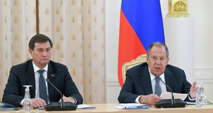 موسكو تعرب عن استعدادها لمناقشة خطة الرئيس الأمريكي لتسوية الصراع الأوكراني