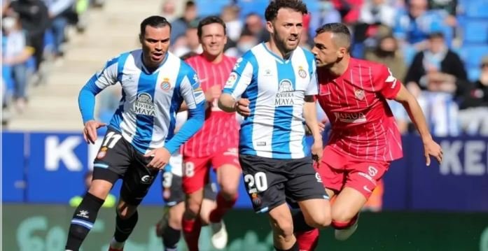 شاهد الأن.. بث مباشر لمباراة إشبيلية وإسبانيول في الدوري الإسباني