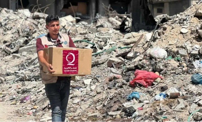 قطر الخيرية توزع دفعة جديدة من المساعدات الغذائية على النازحين في قطاع غزة قطر الخيرية توزع دفعة جديدة من المساعدات الغذائية على النازحين في قطاع غزة