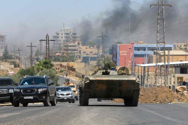 سوريا: تجدد الاشتباكات غرب السويداء بين مجموعة مسلحة وقوات الامن سوريا: تجدد الاشتباكات غرب السويداء بين مجموعة مسلحة وقوات الامن