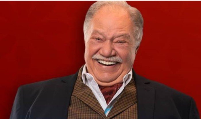 تكريم النجم المصري يحيى الفخراني في مهرجان قرطاج