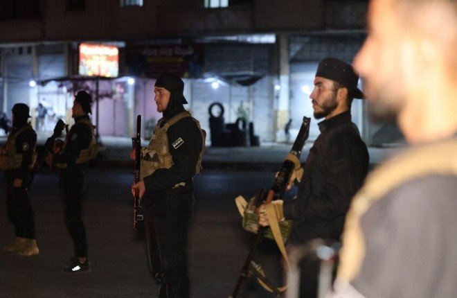 سوريا.. الداخلية تنفي الطابع الطائفي لجريمة حمص وتؤكد: التحقيقات ترجّح الدافع الجنائي