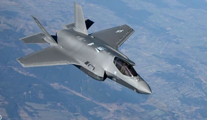 ترامب: سنبيع مقاتلات حربية من طراز إف 35 للسعودية ترامب: سنبيع مقاتلات حربية من طراز إف 35 للسعودية