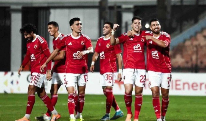 عرض أمريكي لنجم الأهلي يثير قلق إدراته