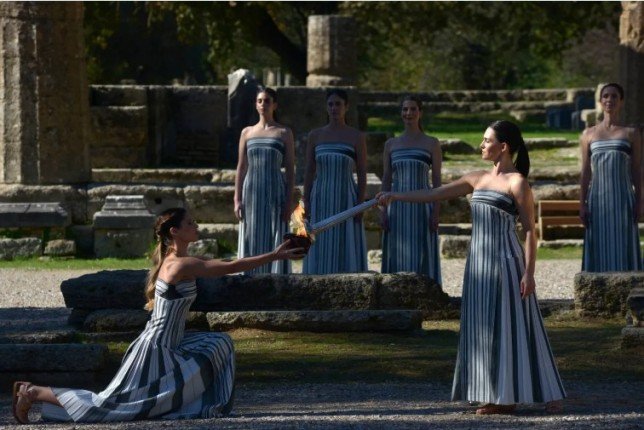 أولمبياد 2026: إيقاد الشعلة في مدينة أولمبيا اليونانية