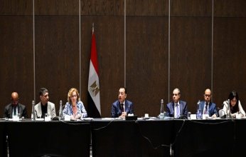 مصر.. رئيس الوزراء يلتقى 40 من ممثلي كبرى الشركات والمراكز البحثية بجنوب إفريقيا