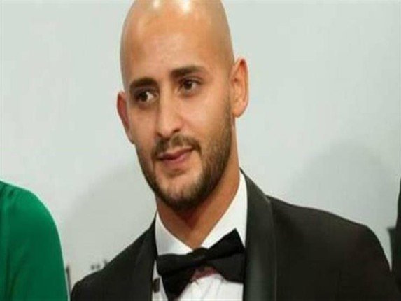 القبض على الفنان شادى الفونس فى ميدان التحرير.. .اعرف السبب القبض على الفنان شادى الفونس فى ميدان التحرير.. .اعرف السبب