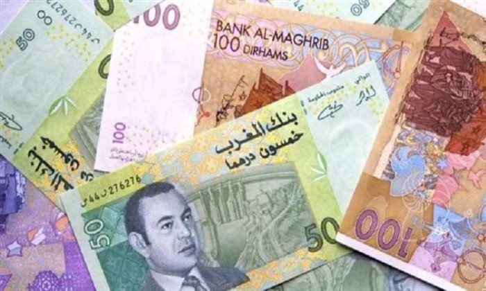 الدرهم المغربي يتراجع أمام الدولار ويسجل شبه استقرار مقابل اليورو
