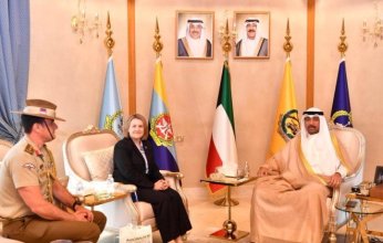 وزير الدفاع الكويتي يبحث مع سفيرة أستراليا لدى البلاد مواضيع مشتركة