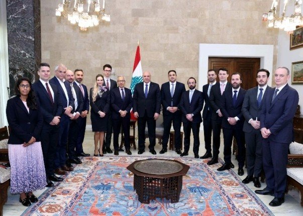 الرئيس اللبناني: الدولة لا ترى اي مصلحة في التصعيد والأولوية لحماية المدنيين الرئيس اللبناني: الدولة لا ترى اي مصلحة في التصعيد والأولوية لحماية المدنيين