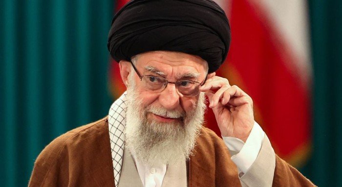 خامنئي: الاحتلال الإسرائيلي تعرض لخسارة هائلة في حرب الـ12 يومًا