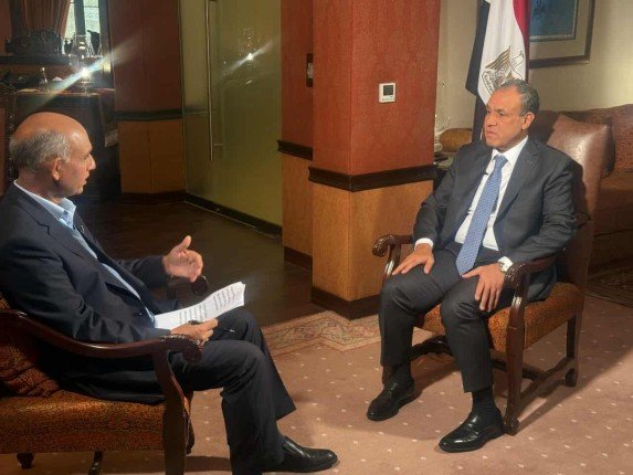 مصر.. وزير الخارجية يجرى لقاء إعلاميا مع جريدة وقناة DAWN الباكستانية خلال زيارته لإسلام آباد