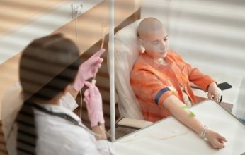 دراسة أميركية تثير القلق: واحد من كل عشرة شباب يواجه عودة السرطان وانتشاره بعد التعافي