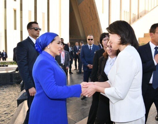 انتصار السيسي: أشعر بالفخر باستقبال قرينة الرئيس الكوري وضيوفنا الكرام بالمتحف المصرى الكبير