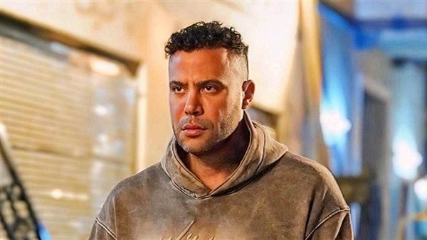 منتج مسلسل "الكينج" يعلن عرضه في رمضان رغم حريق الديكور الرئيسي بإستوديو مصر
