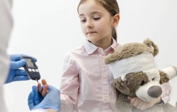 دراسة بريطانية تكشف سبب شدة مرض السكري على الأطفال