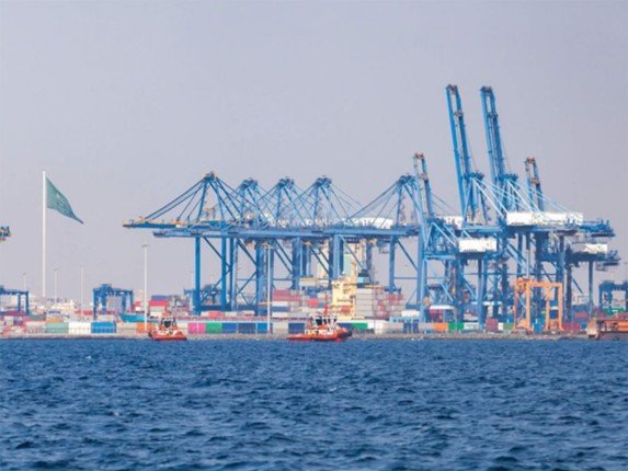 ارتفاع الصادرات السعودية غير البترولية خلال شهر سبتمبر و في الربع الثالث من عام 2025