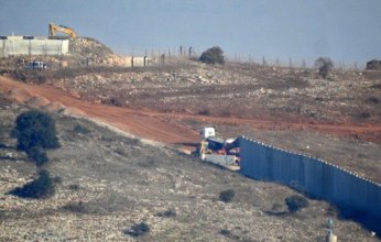 جيش الاحتلال الإسرائيلي يواصل تشييد جدار عازل جنوبي لبنان