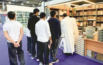 معرض الكويت الدولي الـ48 للكتاب يطرح رحلة الرواية من الورق إلى الكاميرا