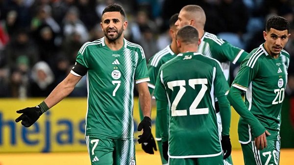 بث مباشر.. شاهد مباراة الجزائر وزيمبابوي الودية الدولية