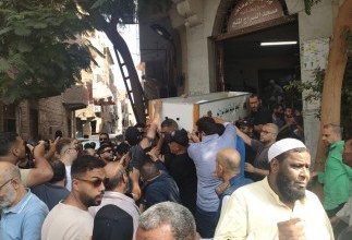 بالصور.. جانب من جنازة الكاتب المصري الراحل أحمد عبد الله