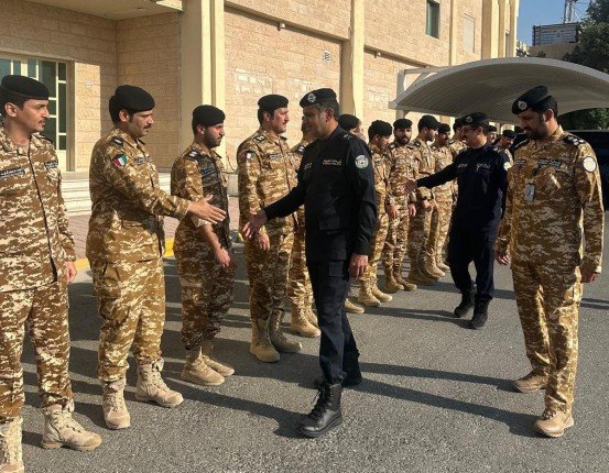 الداخلية الكويتية: الوكيل المساعد لشؤون الأمن العام يتفقد عددا من المراكز الحدودية الداخلية الكويتية: الوكيل المساعد لشؤون الأمن العام يتفقد عددا من المراكز الحدودية