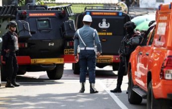 إصابة 54 شخصا جراء انفجار بمسجد في العاصمة الإندونيسية.. ماذا يحدث؟