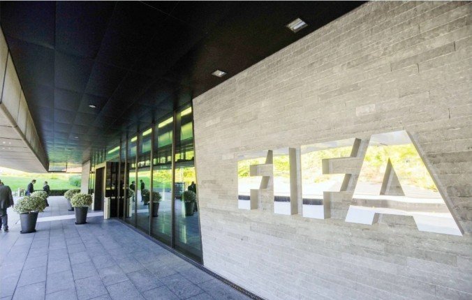 فيفا يعيد الشباب إلى قائمة الحظر فيفا يعيد الشباب إلى قائمة الحظر
