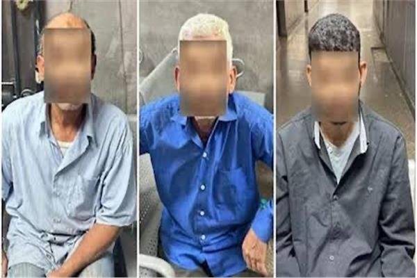 اعترافات خطيرة.. .عامل النظافة يعترف بهتك عرض الاطفال داخل مدرسة خاصة بالسلام اعترافات خطيرة.. .عامل النظافة يعترف بهتك عرض الاطفال داخل مدرسة خاصة بالسلام