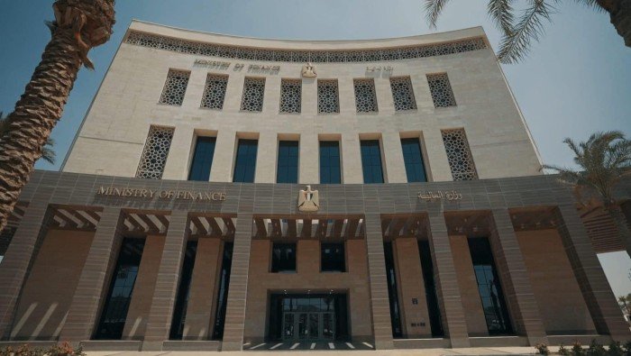 وزارة المالية تطرح أول صكوك سيادية محلية بقيمة 3 مليارات جنيه وزارة المالية تطرح أول صكوك سيادية محلية بقيمة 3 مليارات جنيه