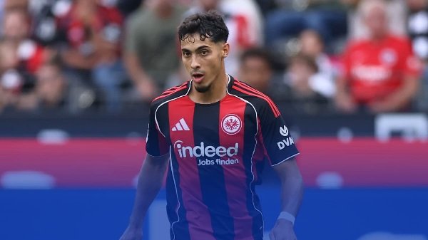 بث مباشر.. شاهد مباراة أتالانتا وآينتراخت فرانكفورت في دوري أبطال أوروبا