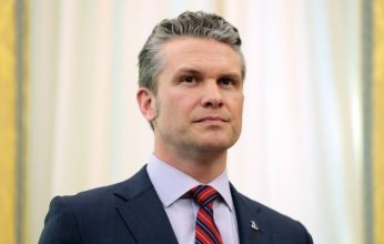 وزير الدفاع الامريكي: مقتل شخصين في ضربة استهدفت قاربا لمهربي المخدرات