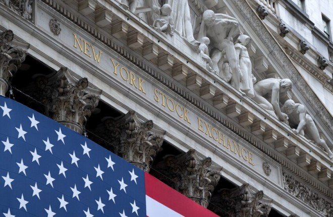 تباين أداء الأسهم العالمية بعد تصويت مجلس الشيوخ الأمريكي على إنهاء إغلاق الحكومة