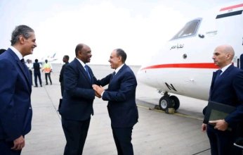مصر.. وزير الخارجية يصل بورسودان لبحث مستجدات الأزمة السودانية