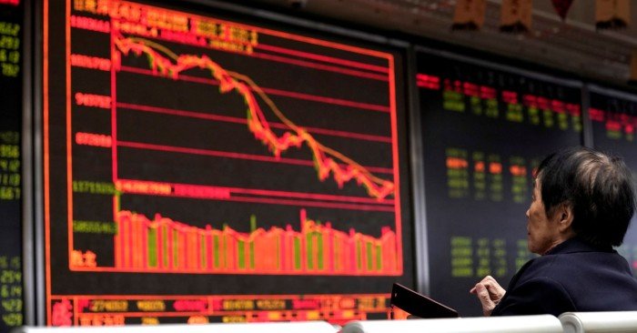 تراجع في أسواق آسيا وأوروبا وسط قلق متصاعد في الأسواق العالمية.. ماذا يحدث؟