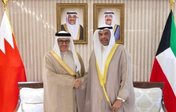 وزير الخارجية يبحث مع نظيره البحريني سبل تعزيز علاقات البلدين وتطويرها بمختلف المجالات