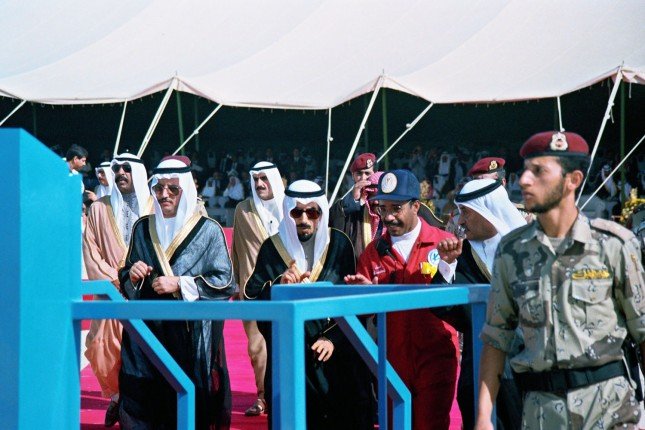 دولة الكويت تحتفل اليوم بالذكرى ال34 لإطفاء آخر بئر نفطية أشعلها الغزاة العراقيون دولة الكويت تحتفل اليوم بالذكرى ال34 لإطفاء آخر بئر نفطية أشعلها الغزاة العراقيون