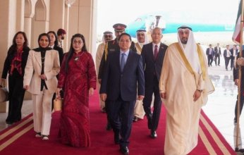 رئيس وزراء فيتنام يصل إلى الكويت في زيارة رسمية