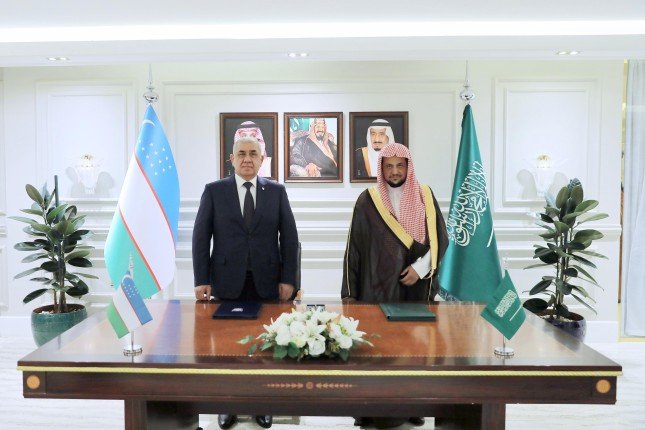 النائب العام السعودي ونظيره نظيره الأوزبكي يبحثان تعزيز التعاون النائب العام السعودي ونظيره نظيره الأوزبكي يبحثان تعزيز التعاون