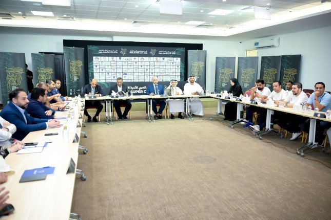 الزمالك يرتدي الزى الأساسي بنصف نهائي كأس السوبر المصري الزمالك يرتدي الزى الأساسي بنصف نهائي كأس السوبر المصري